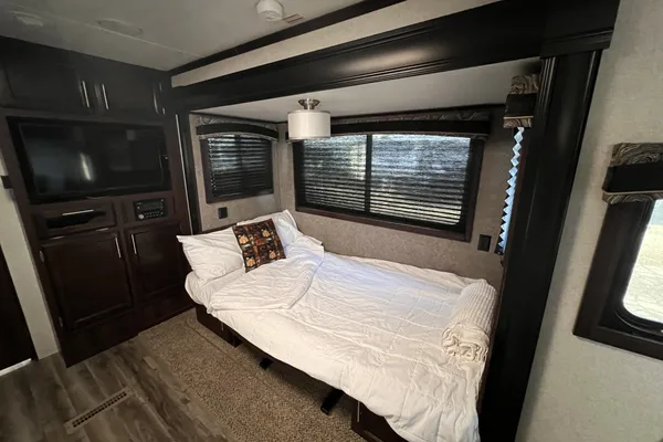 Julie's Jayco Jayflight Travel Trailer