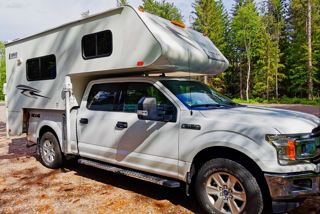 MTL Lance 825 Truck Camper