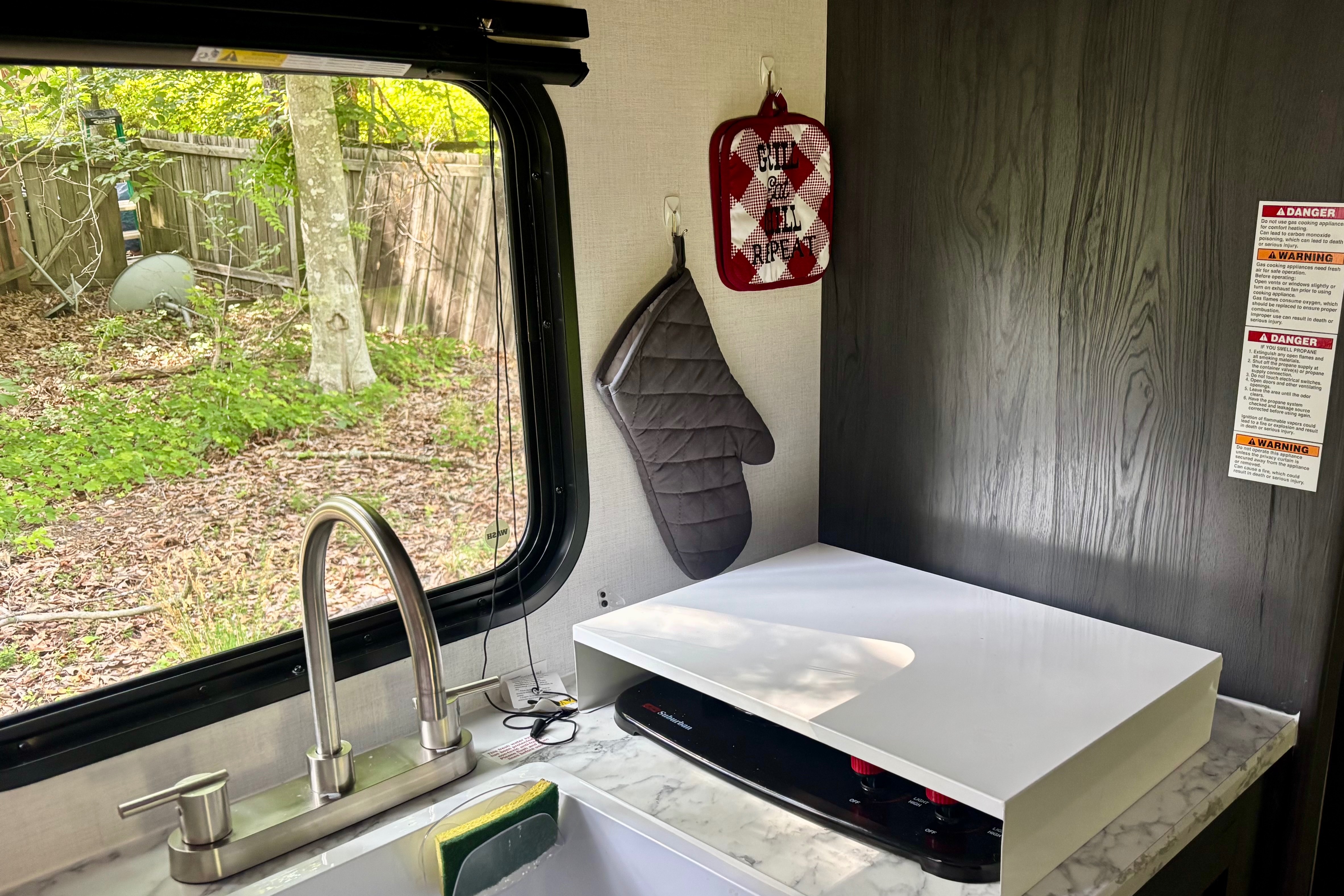 Family Fun Machine - Dutchmen 2025 Travel Trailer