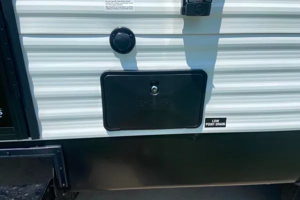 Louisa's KZ 261 BHKSE Travel Trailer