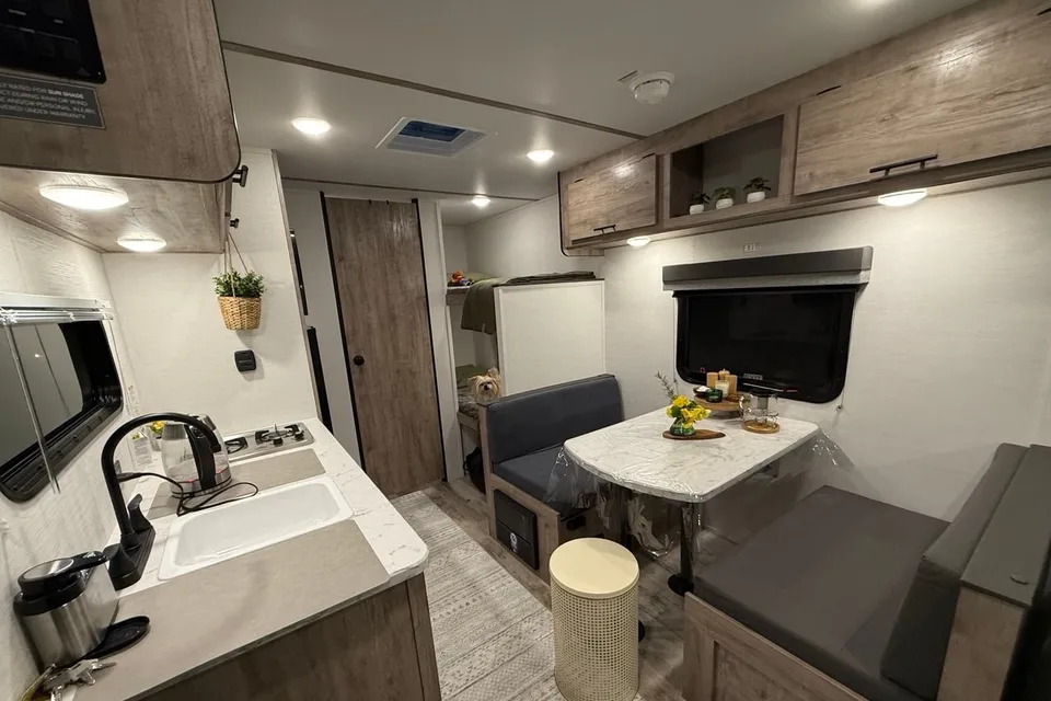 Grand River 17BHG Travel Trailer2026
