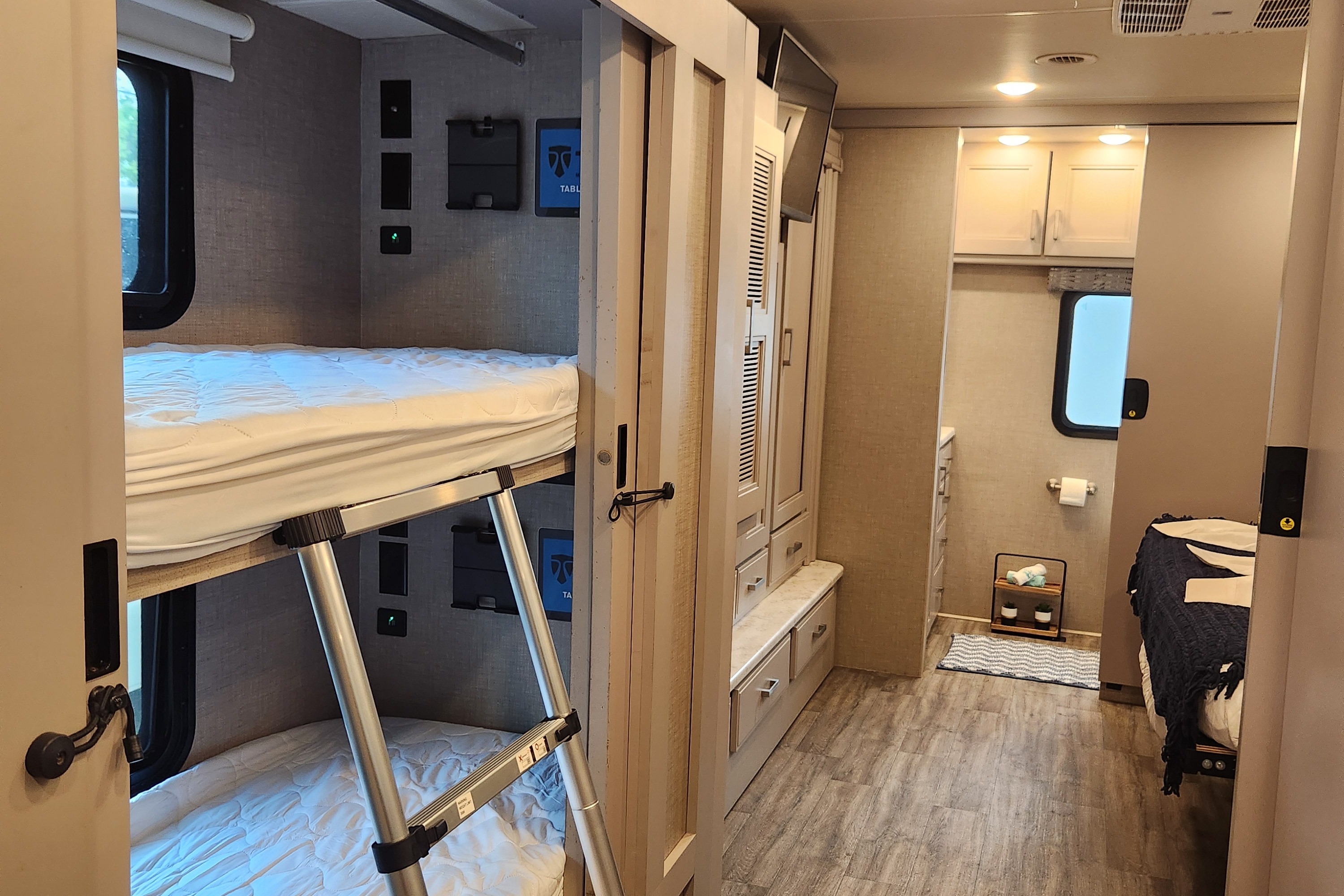 2023 CONVENIENT & EASY TO DRIVE RV!!! MIRAMAR...