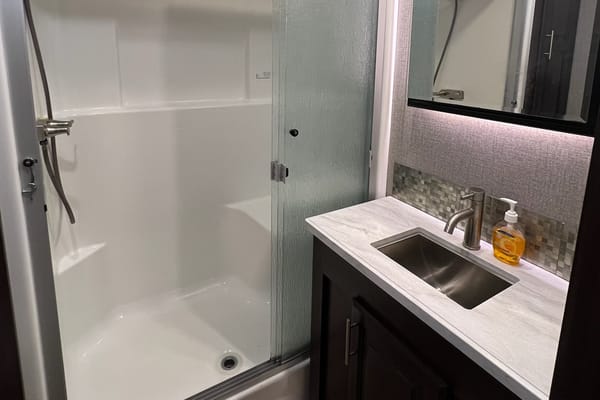 Sunflower RV Rentals Jayco Northpoint Fifth Wheel