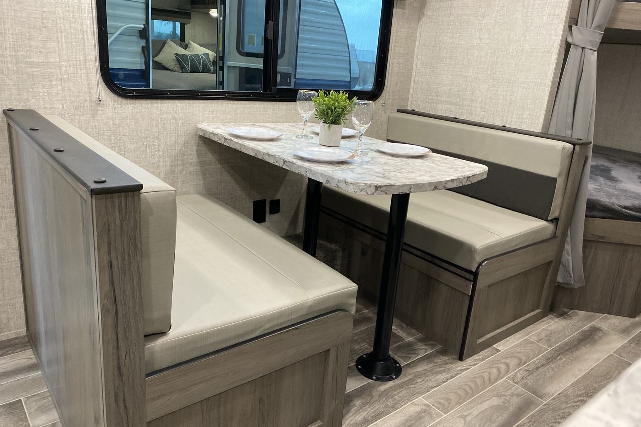 Caledonia's 2022 Grand Design 25bh Travel Trailer