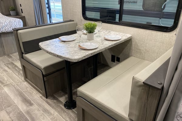 Caledonia's 2022 Grand Design 25bh Travel Trailer