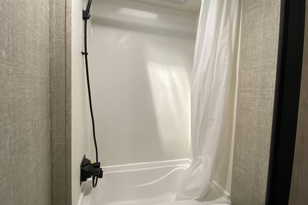 Caledonia's 2022 Grand Design 25bh Travel Trailer