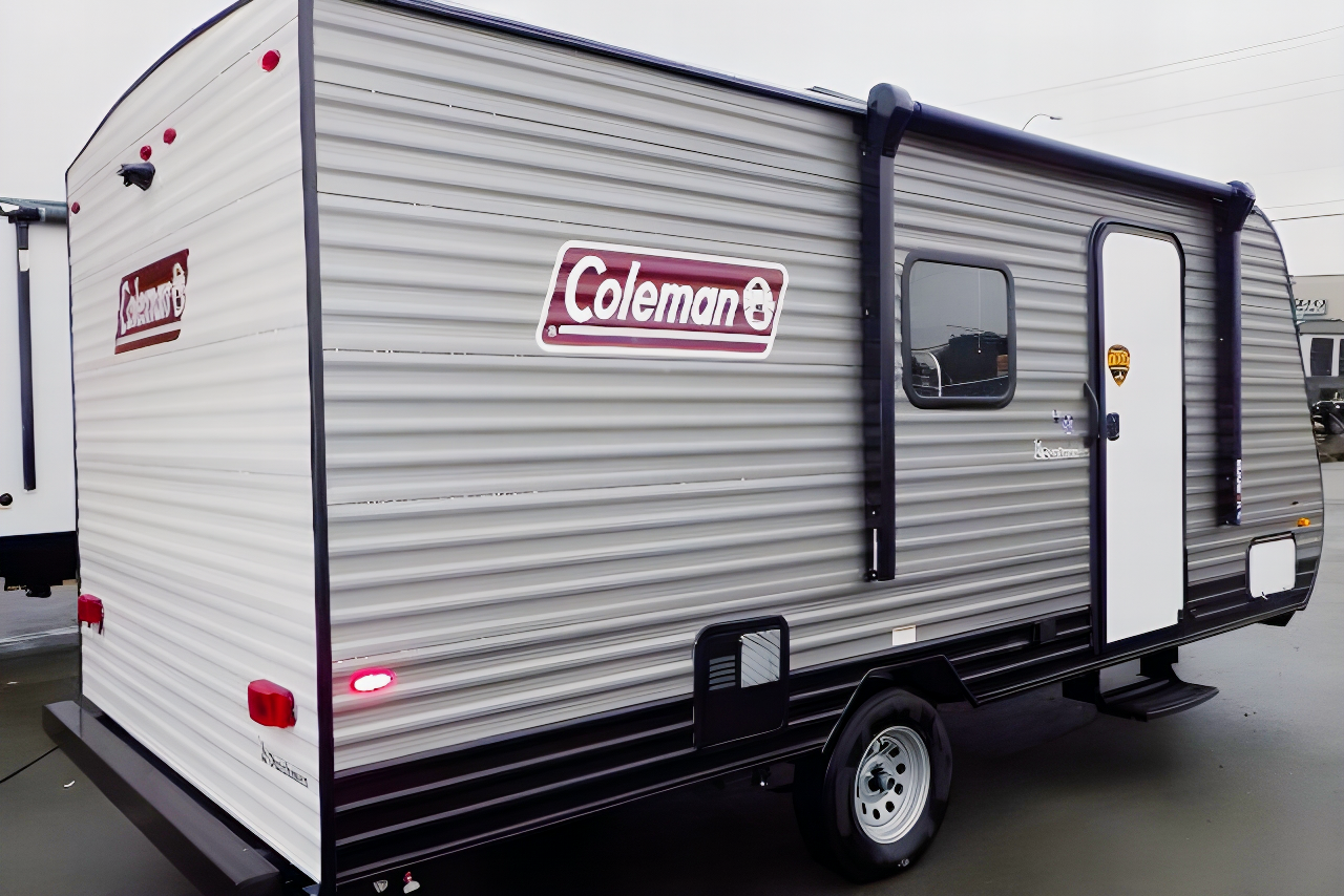 Michael's Coleman 2022 Dutchman 17B Travel Trailer