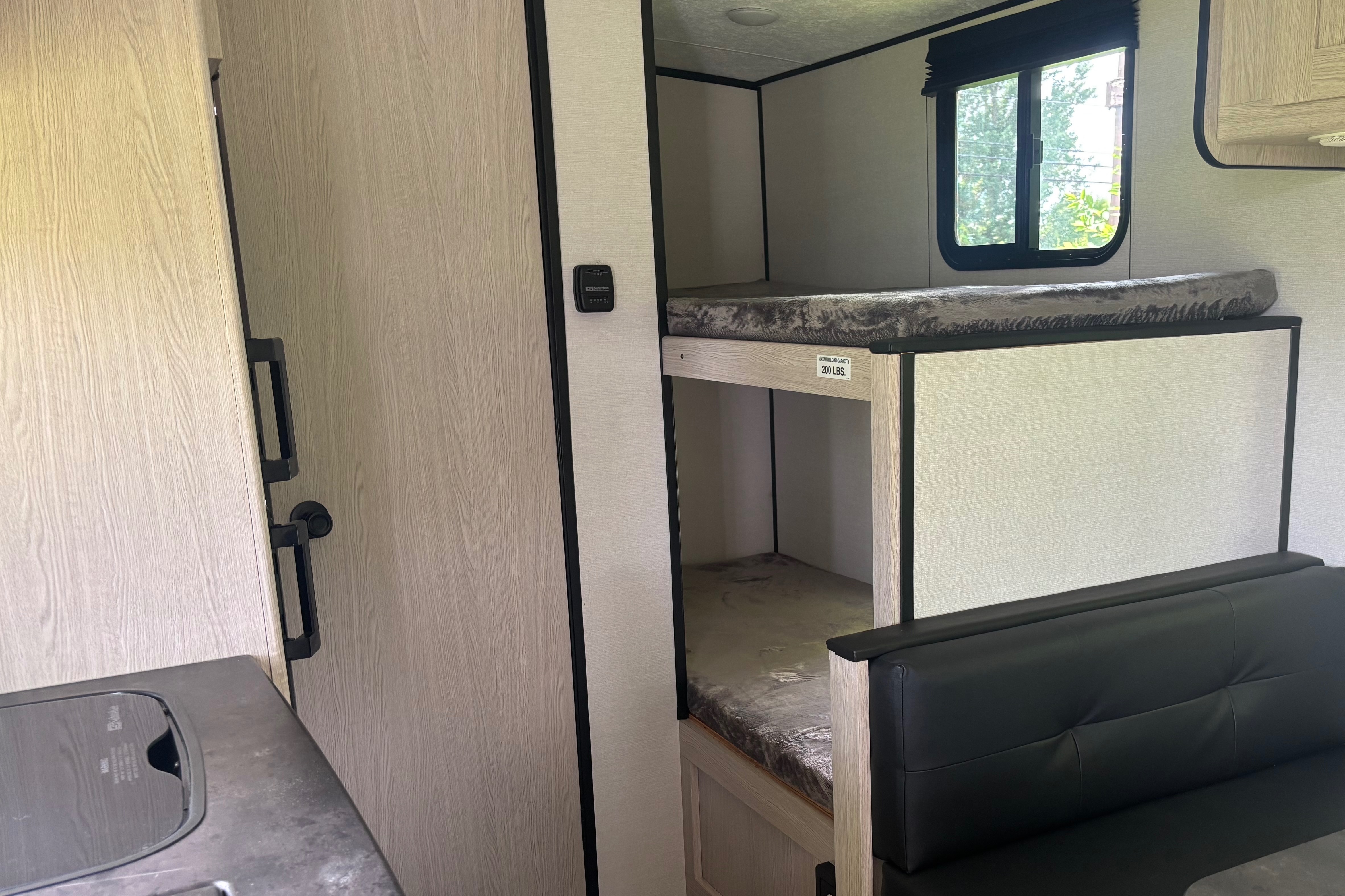 Nikki's Coachmen 185BH Travel Trailer