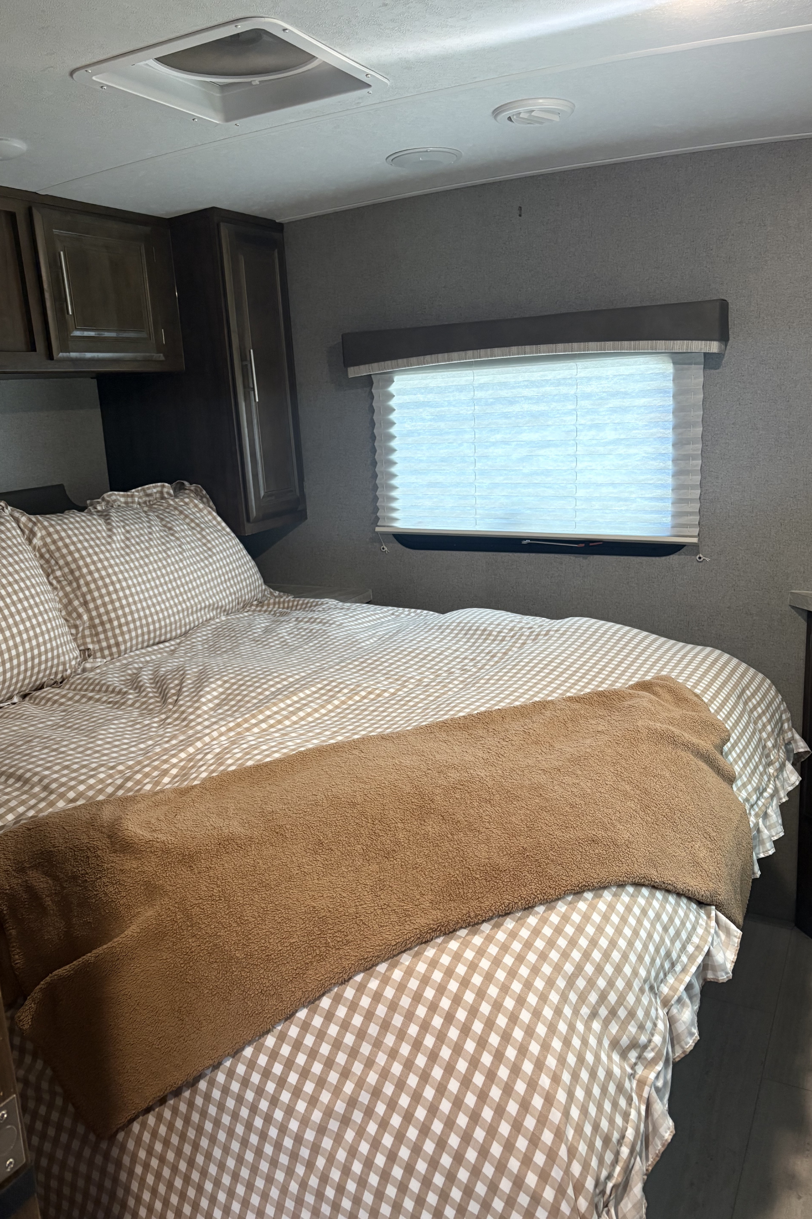 Shadoe's Flagstaff Microlite Travel Trailer