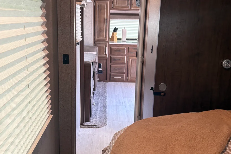 Shadoe's Flagstaff Microlite Travel Trailer