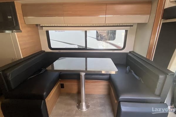 Luxury Mercedes Navion – Off-Grid King with 42" OLED & Starlink!