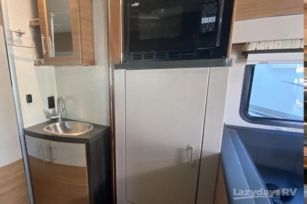 Luxury Mercedes Navion – Off-Grid King with 42" OLED & Starlink!