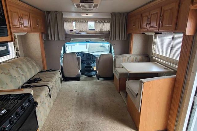 🔥Super fun road trip with 5 ⭐️Motor-home🔥