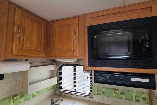 🔥Super fun road trip with 5 ⭐️Motor-home🔥