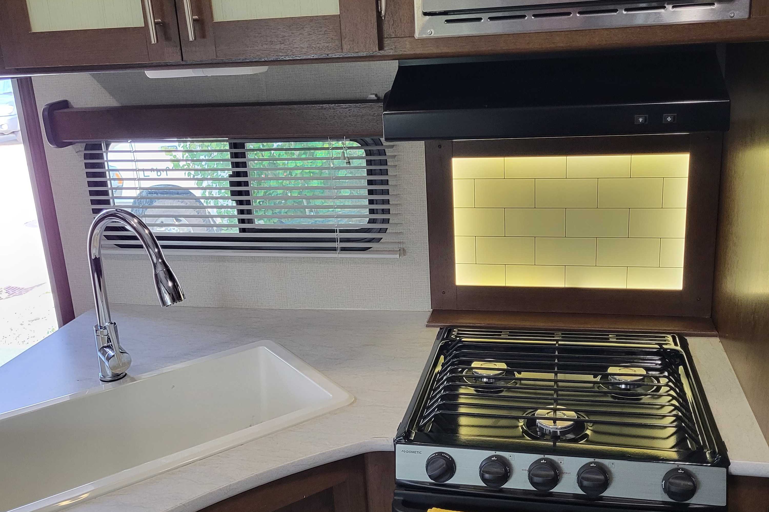 Darren 's  avenger Travel Trailer!!!