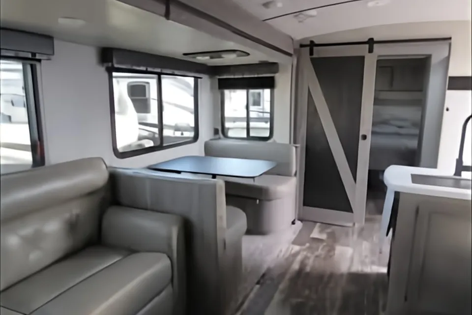 Randy's Keystone Outback 281ubh Travel Trailer