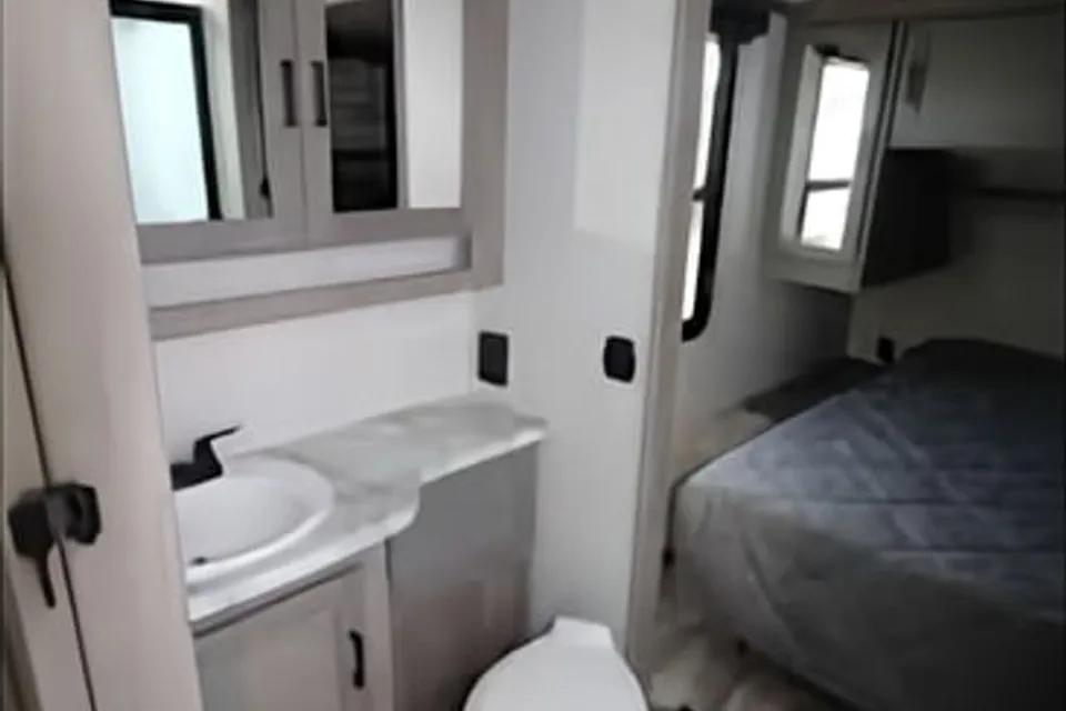 Randy's Keystone Outback 281ubh Travel Trailer