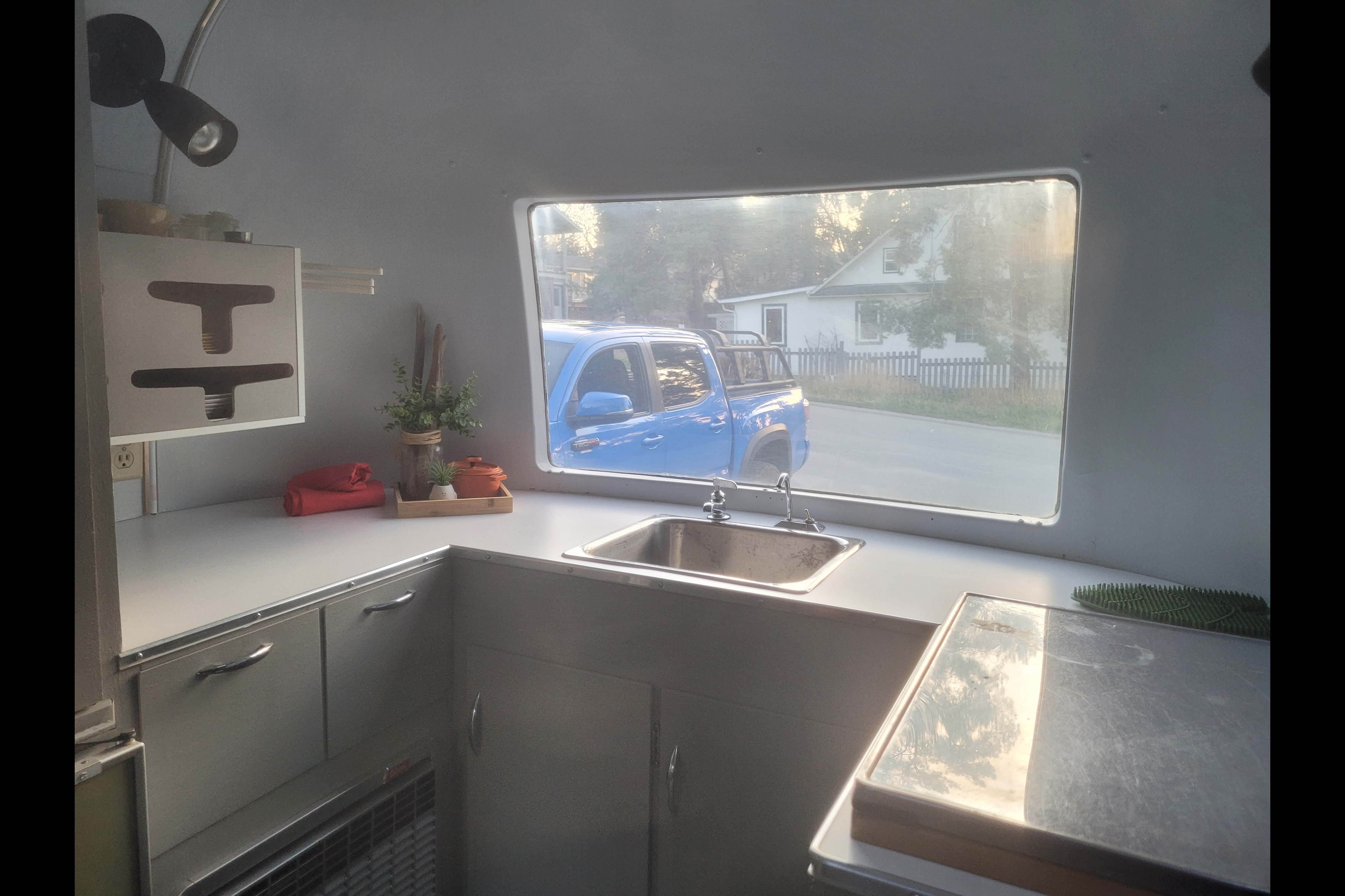 brett's Alumacoach 12ft Micro Trailer
