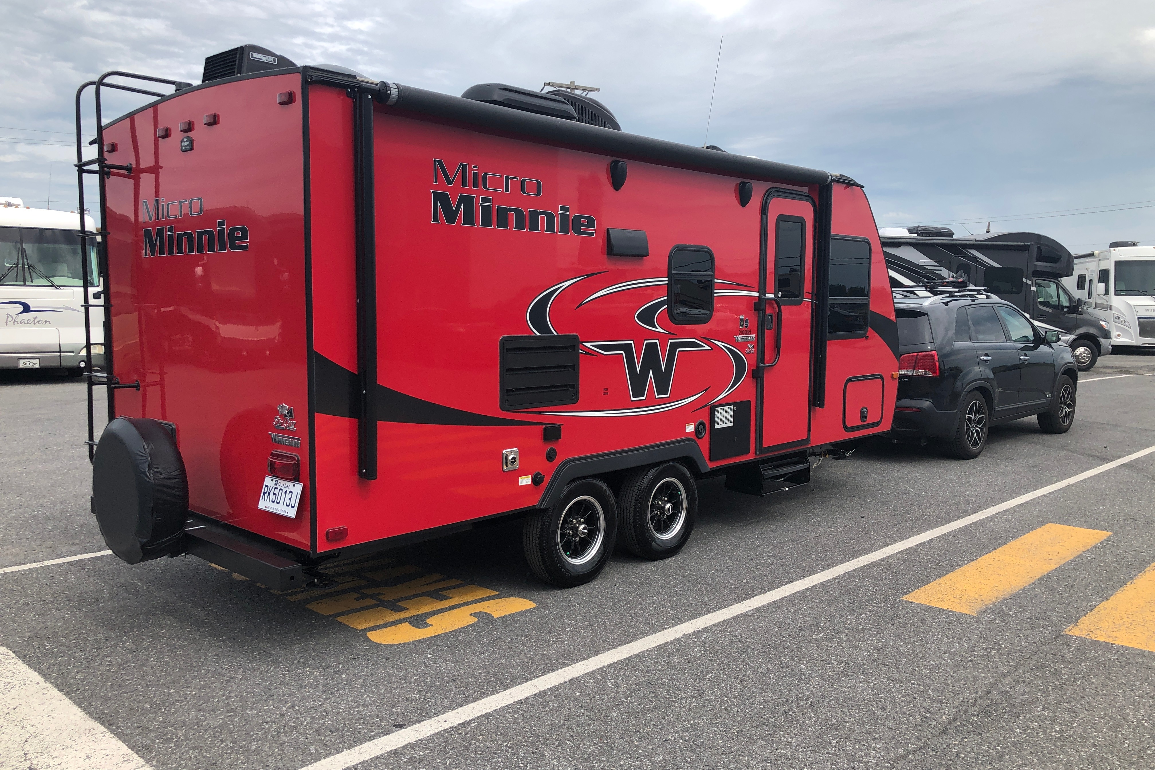Indiana Micro Minnie Winnebago2100B  2019
