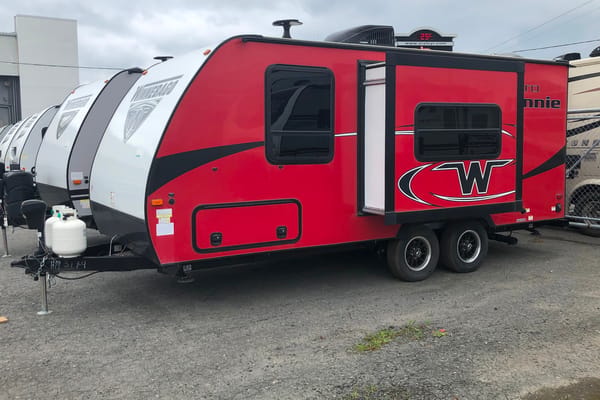 Indiana Micro Minnie Winnebago2100B 2019