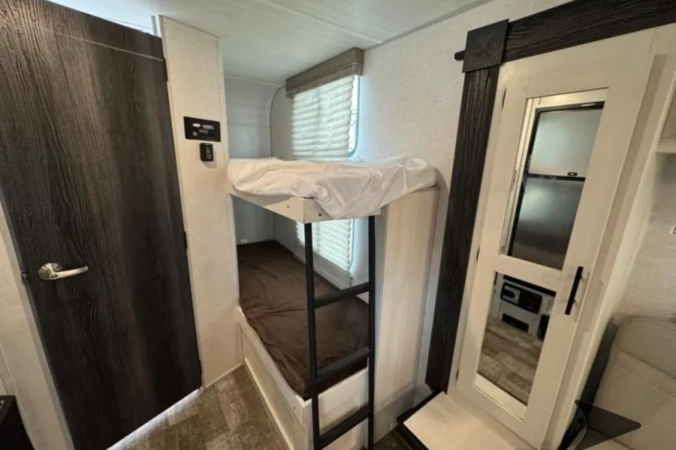 2021 R-Pod Travel Trailer with Bunk Beds