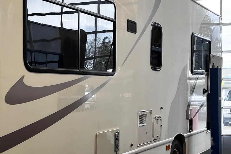 I&F's Thor Motor Coach Majestic 28A Class C