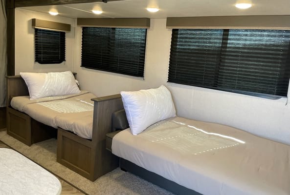 Jason's Keystone 26BHWE Travel Trailer
