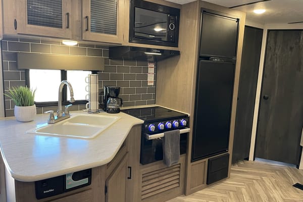 Jason's Keystone 26BHWE Travel Trailer