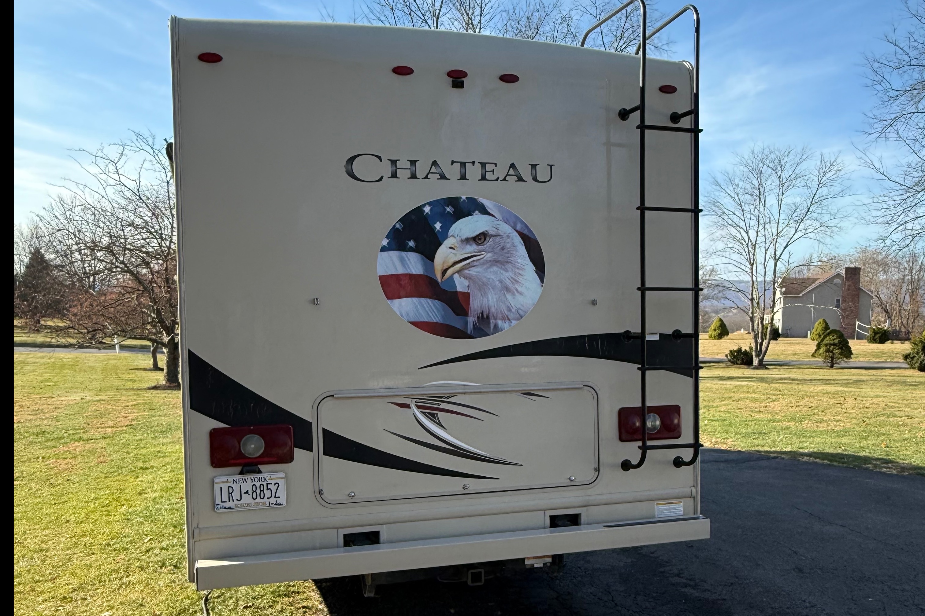 Touch Down Chateau