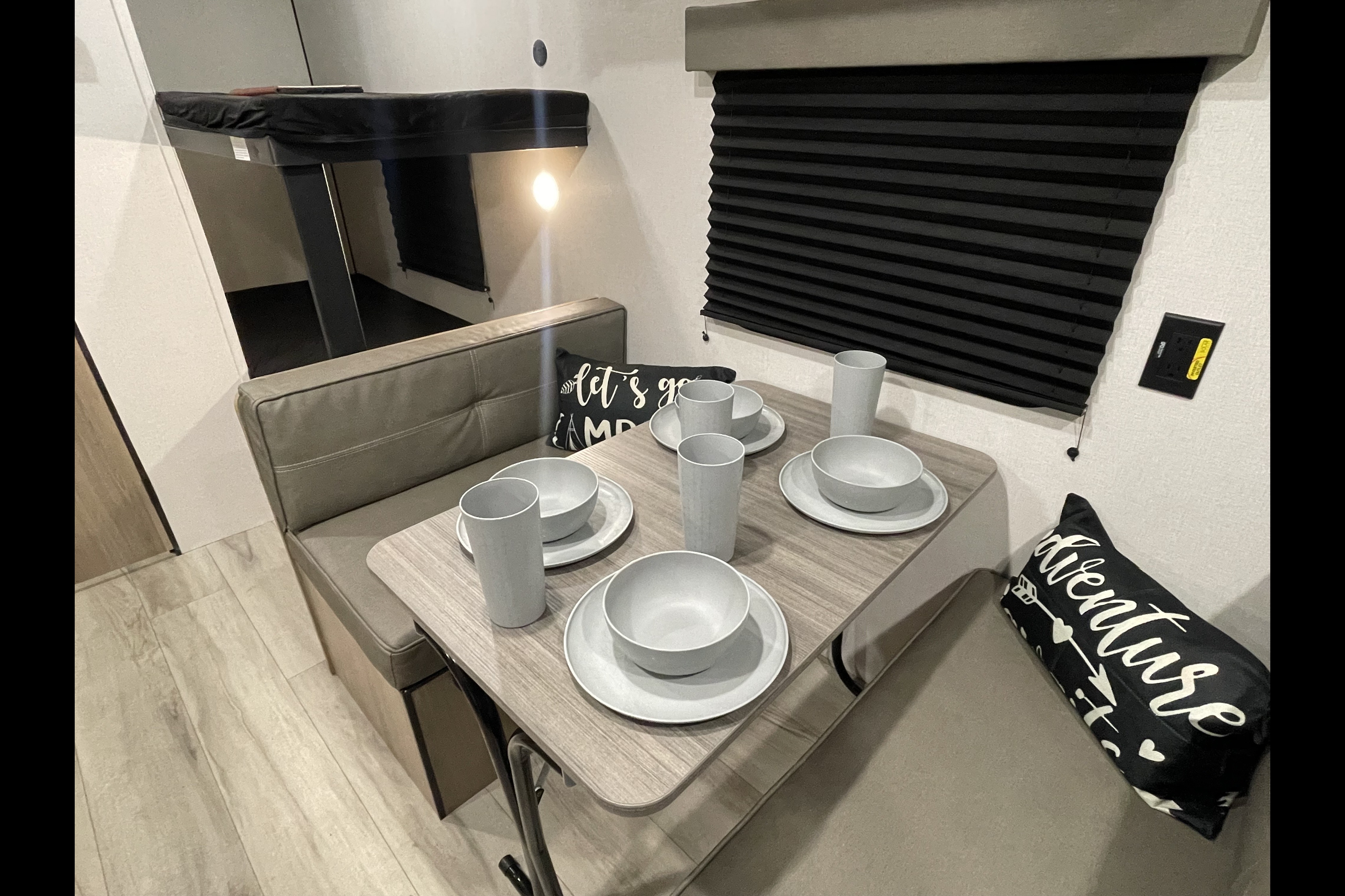 Ed's Keystone Coleman 17b Travel Trailer
