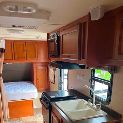 Derekl's Golf Matrix 821 Travel Trailer