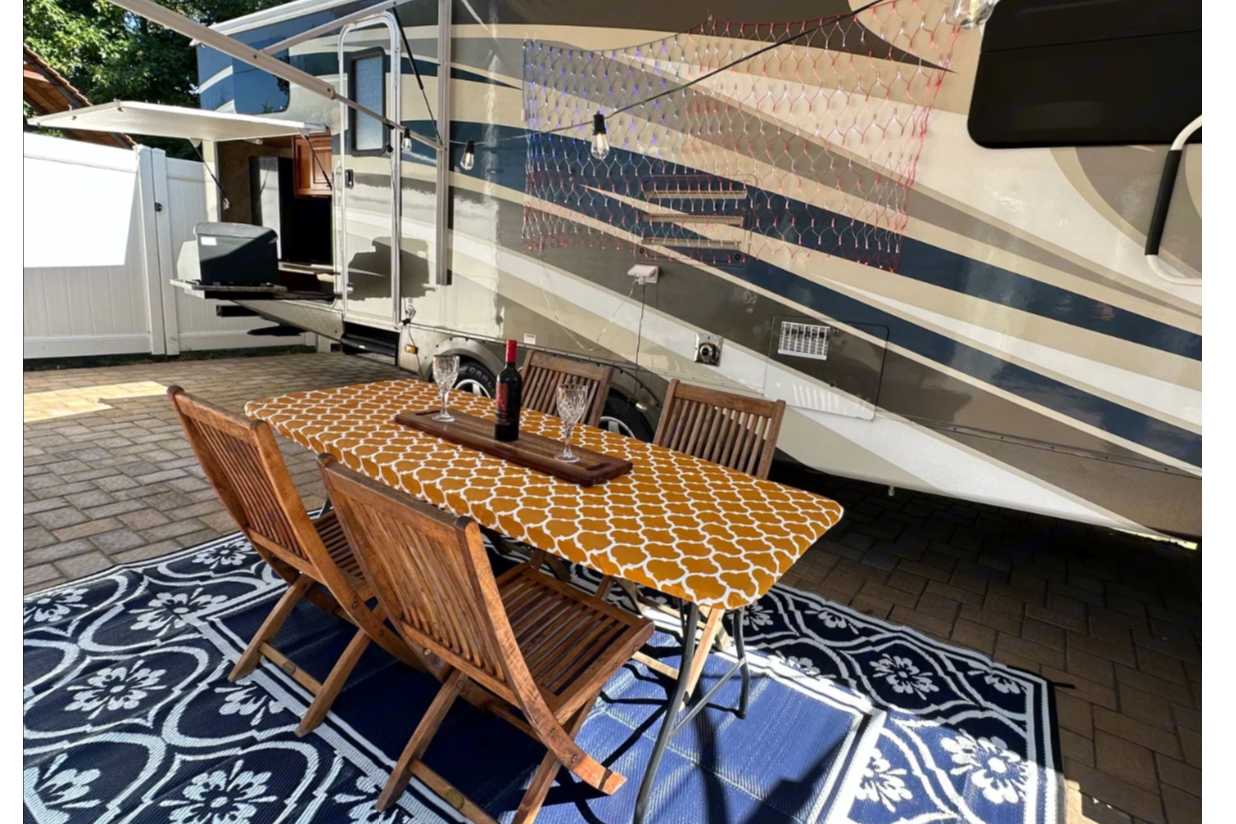 Rolling Retreat, Keystone Bullet Premier 31 BHPR Travel Trailer