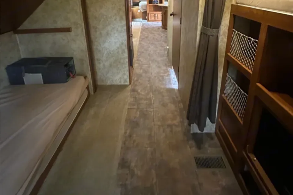 Rolling Retreat, Keystone Bullet Premier 31 BHPR Travel Trailer