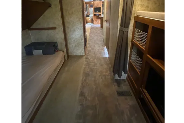Rolling Retreat, Keystone Bullet Premier 31 BHPR Travel Trailer