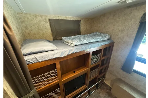 Rolling Retreat, Keystone Bullet Premier 31 BHPR Travel Trailer
