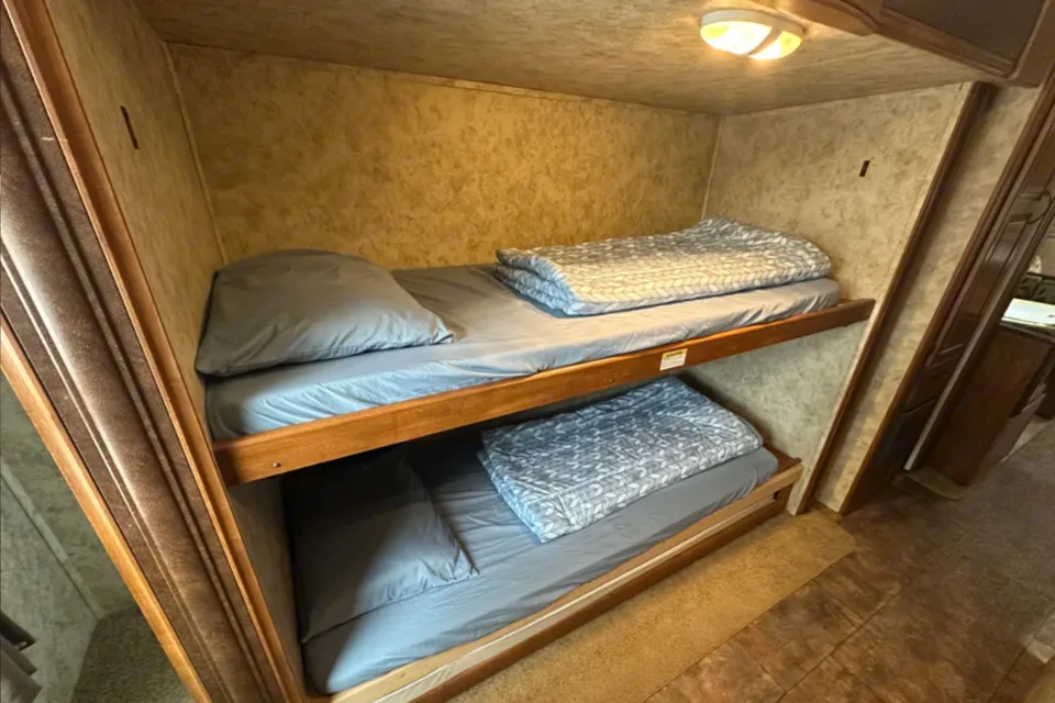 Rolling Retreat, Keystone Bullet Premier 31 BHPR Travel Trailer