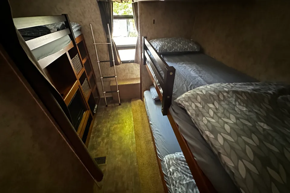 Rolling Retreat, Keystone Bullet Premier 31 BHPR Travel Trailer