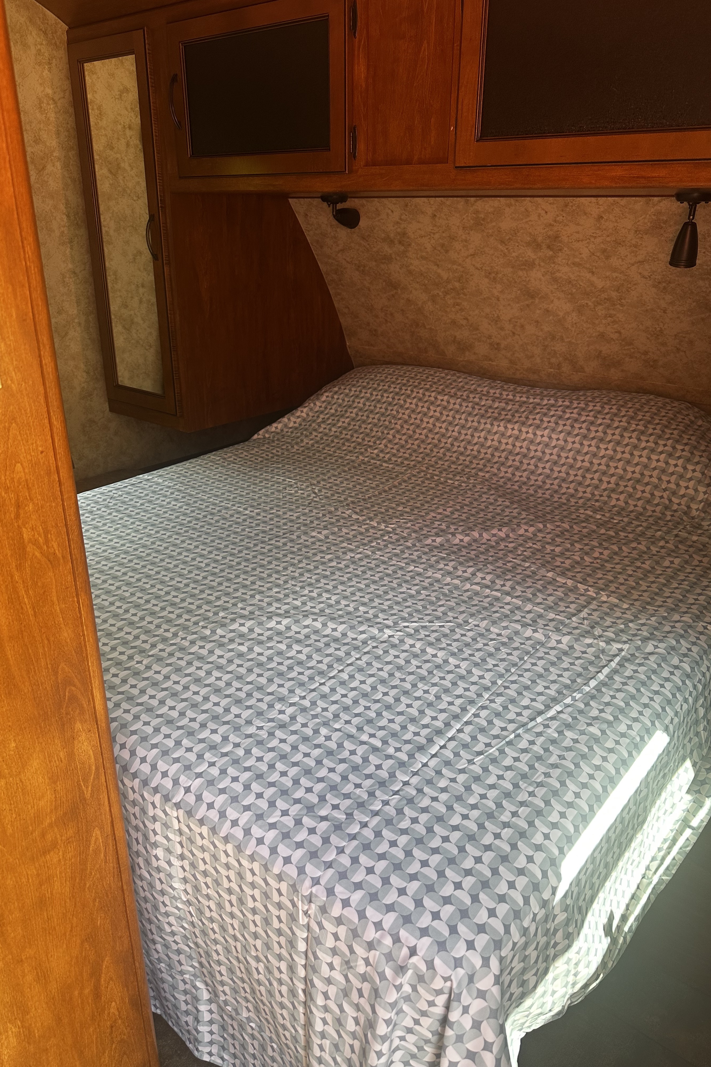 Rolling Retreat, Keystone Bullet Premier 31 BHPR Travel Trailer