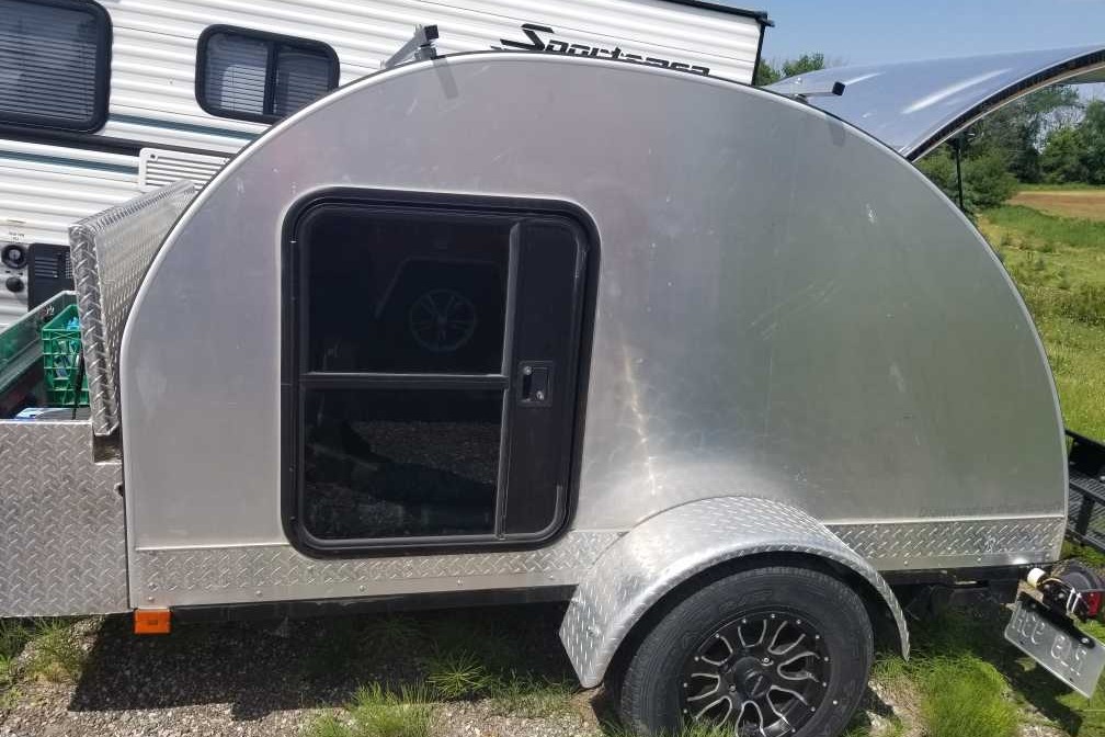 Diamond, The Honest Little Trailer