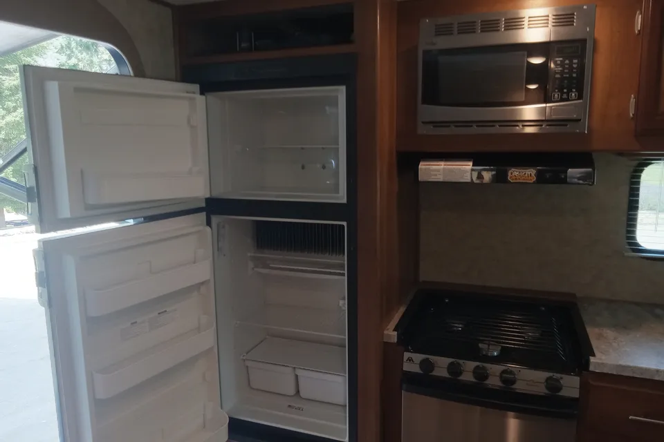 Ray's Forest River Tracer Air Travel Trailer