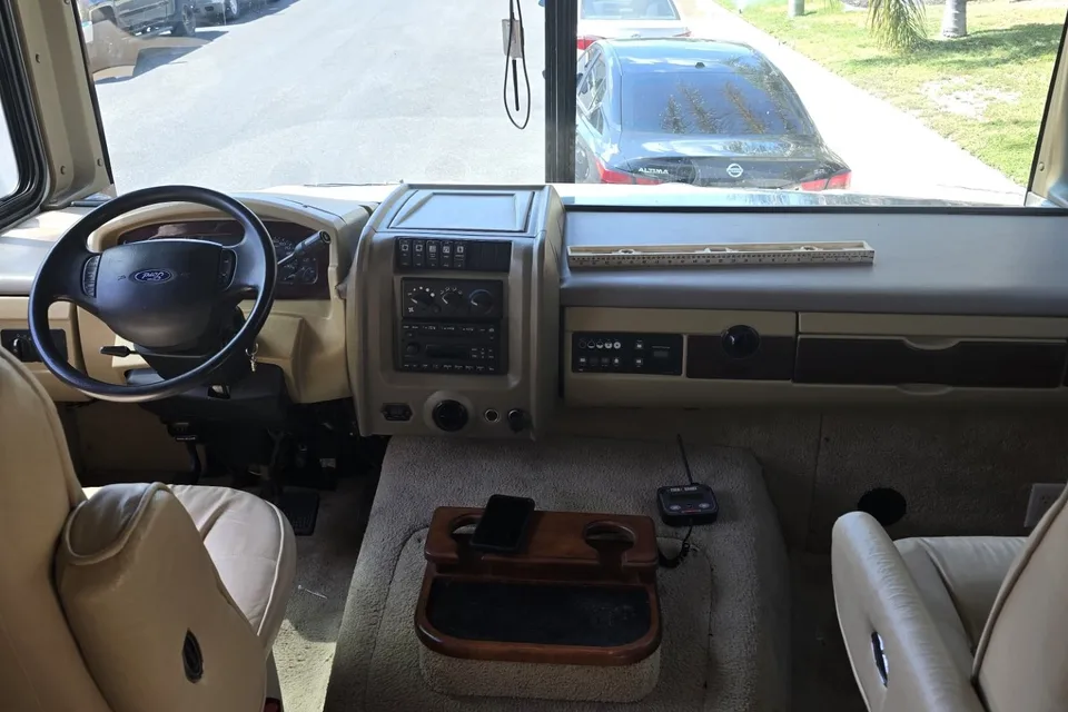 Giving 365's Ford Bounder Class A
