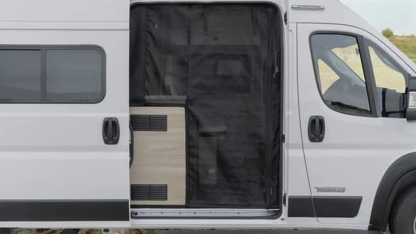 Pristine Winnebago Solis