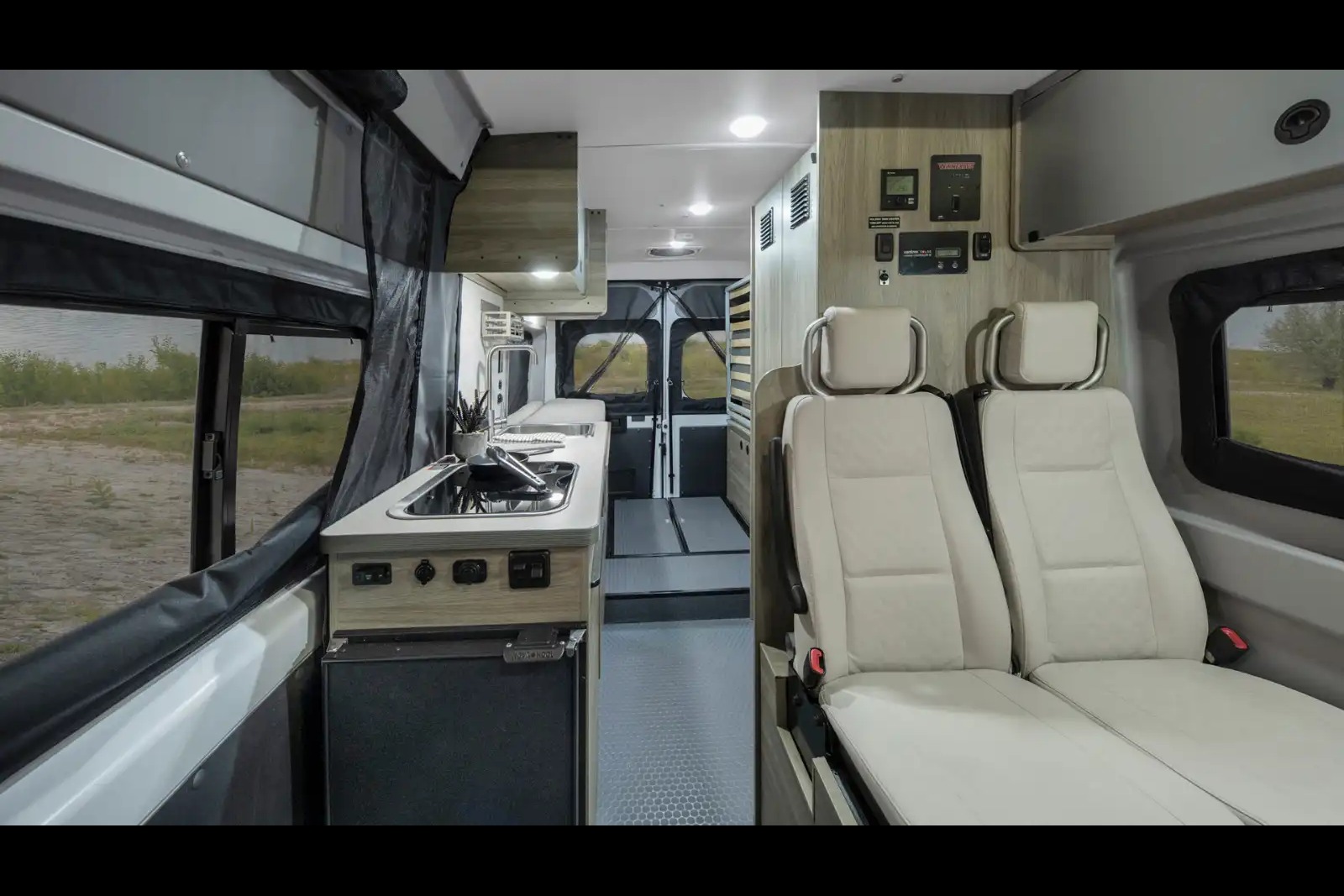 Pristine Winnebago Solis