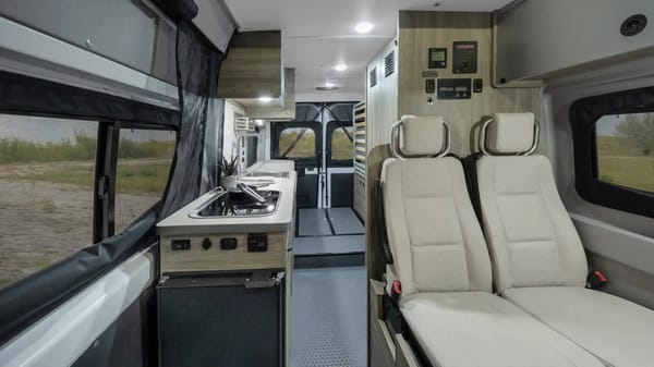 Pristine Winnebago Solis