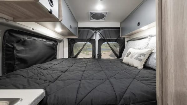 Pristine Winnebago Solis