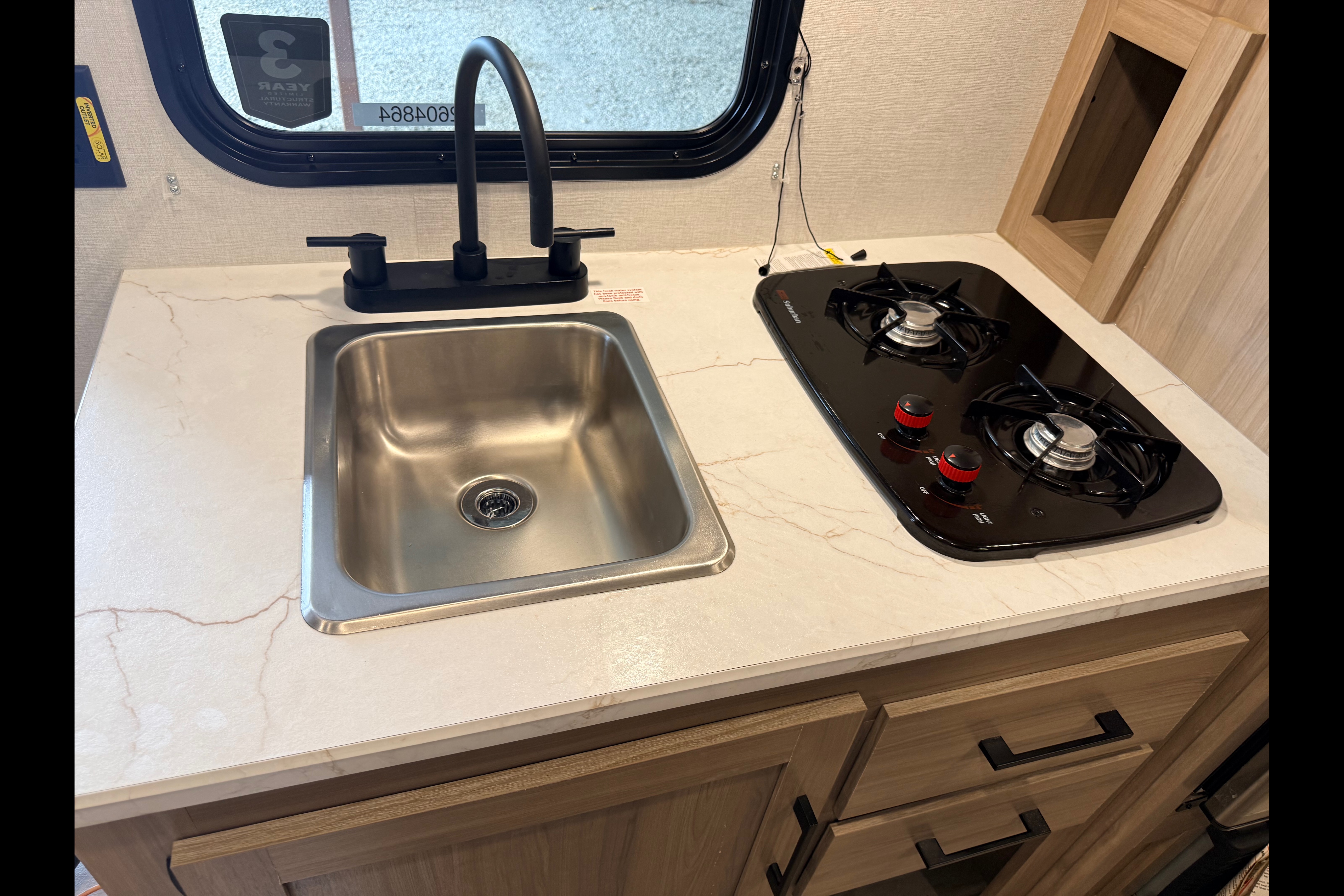 Family Bunkhouse Camper • Sleeps 5 • Delivery & Setup Included • Easy Camping