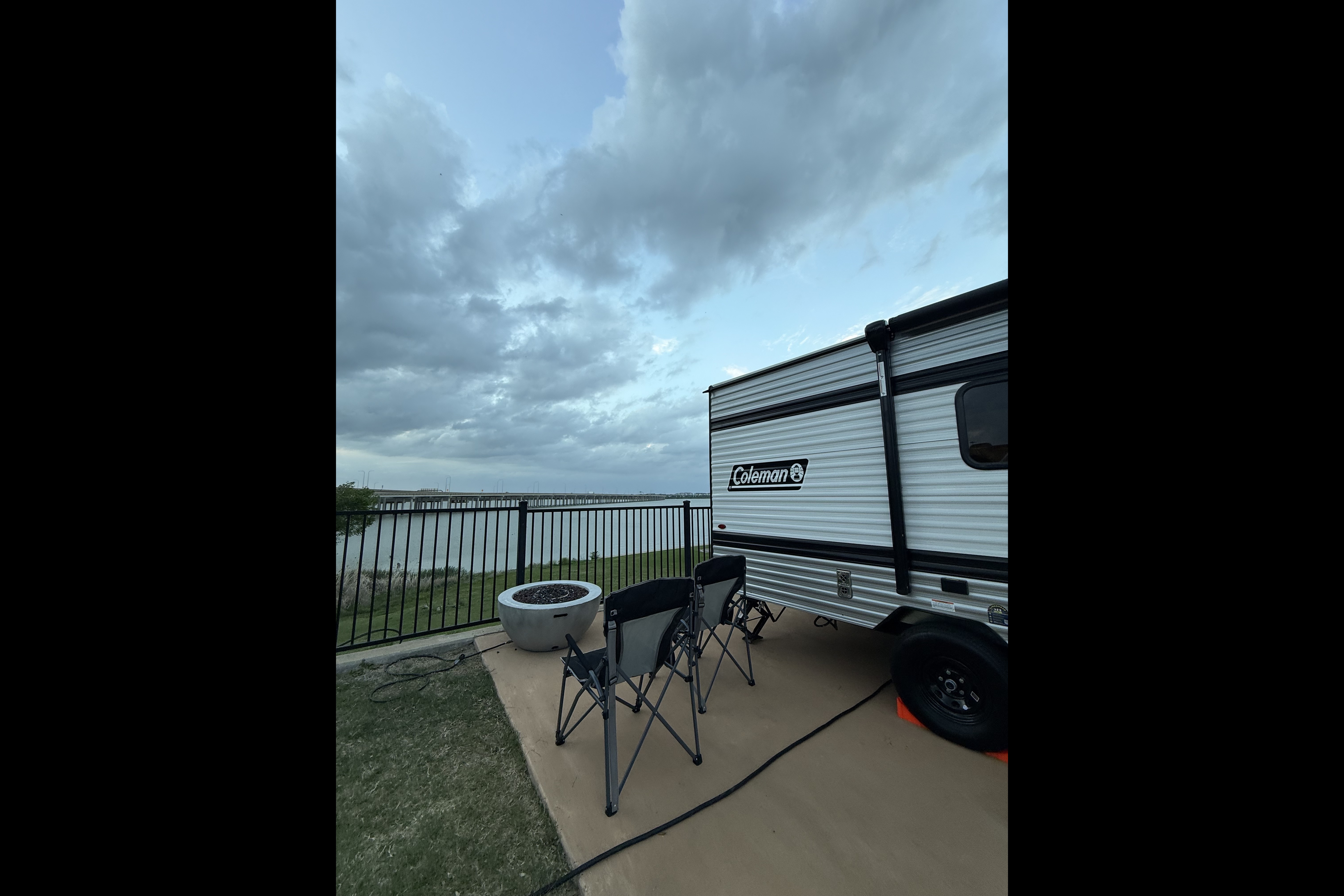Family Bunkhouse Camper • Sleeps 5 • Delivery & Setup Included • Easy Camping