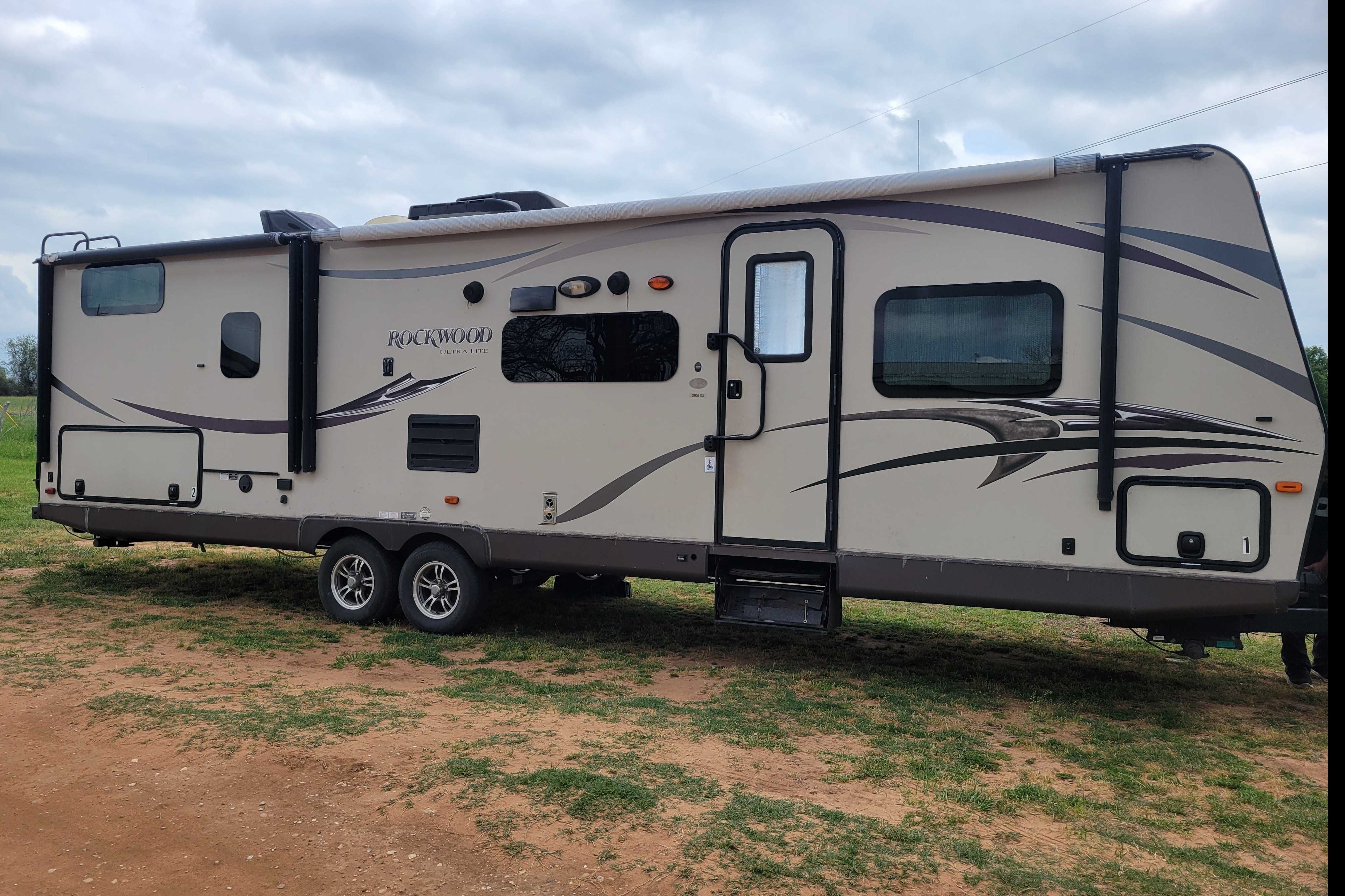 Eli's Forest River Ultra Lite Travel Trailer