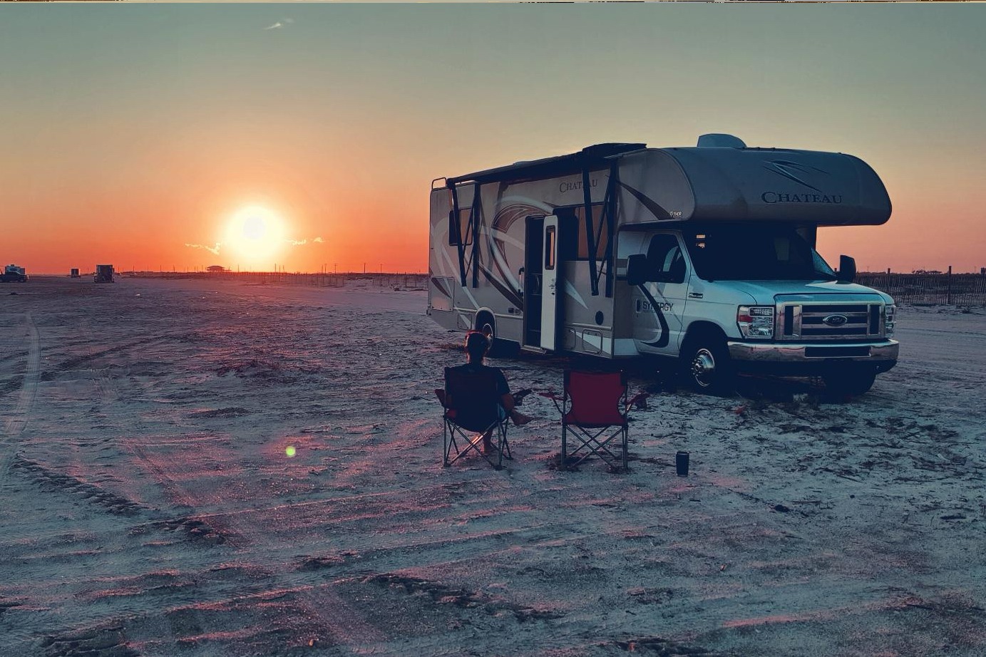 Your Perfect Escape Vehicle - 2018 Thor Chateau 28Z