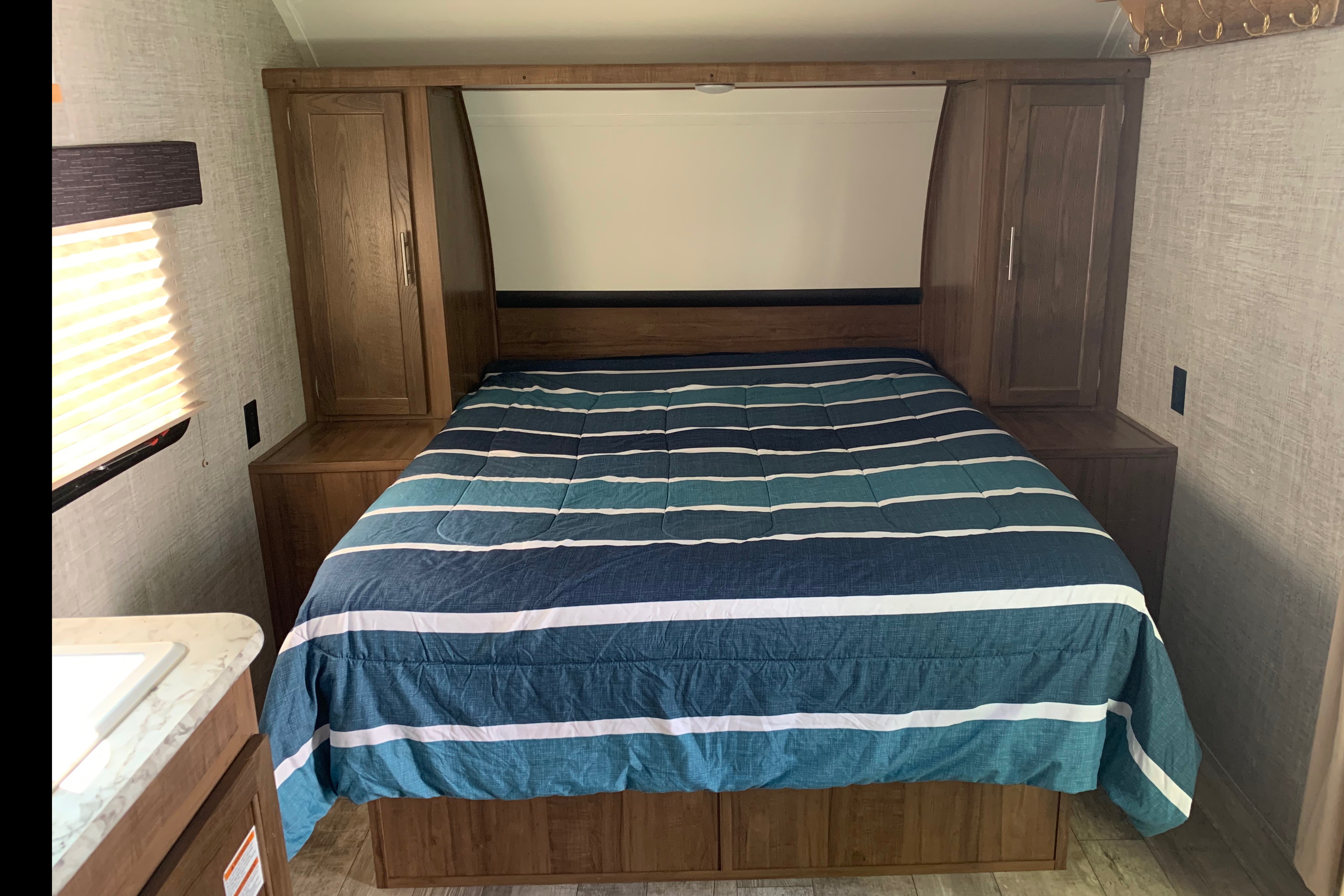 The Bunkhouse - 2020 Grand River 26’